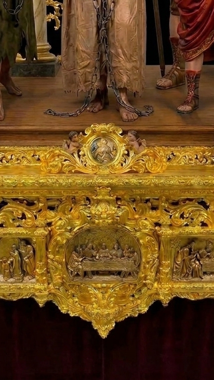 Canasto dorado del paso